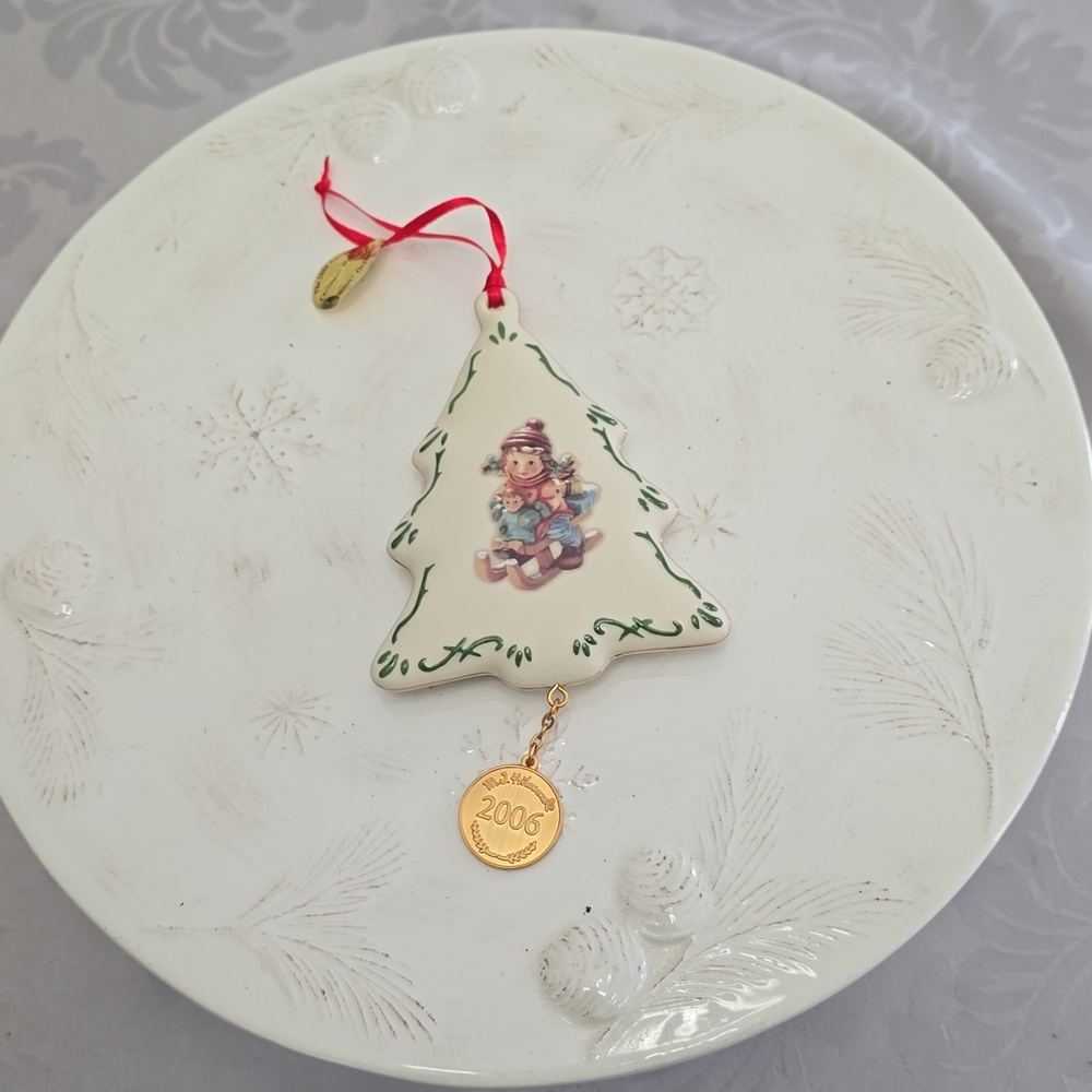Hummel Ornament 2006 Annual Christmas Delivery The Danbury Mint